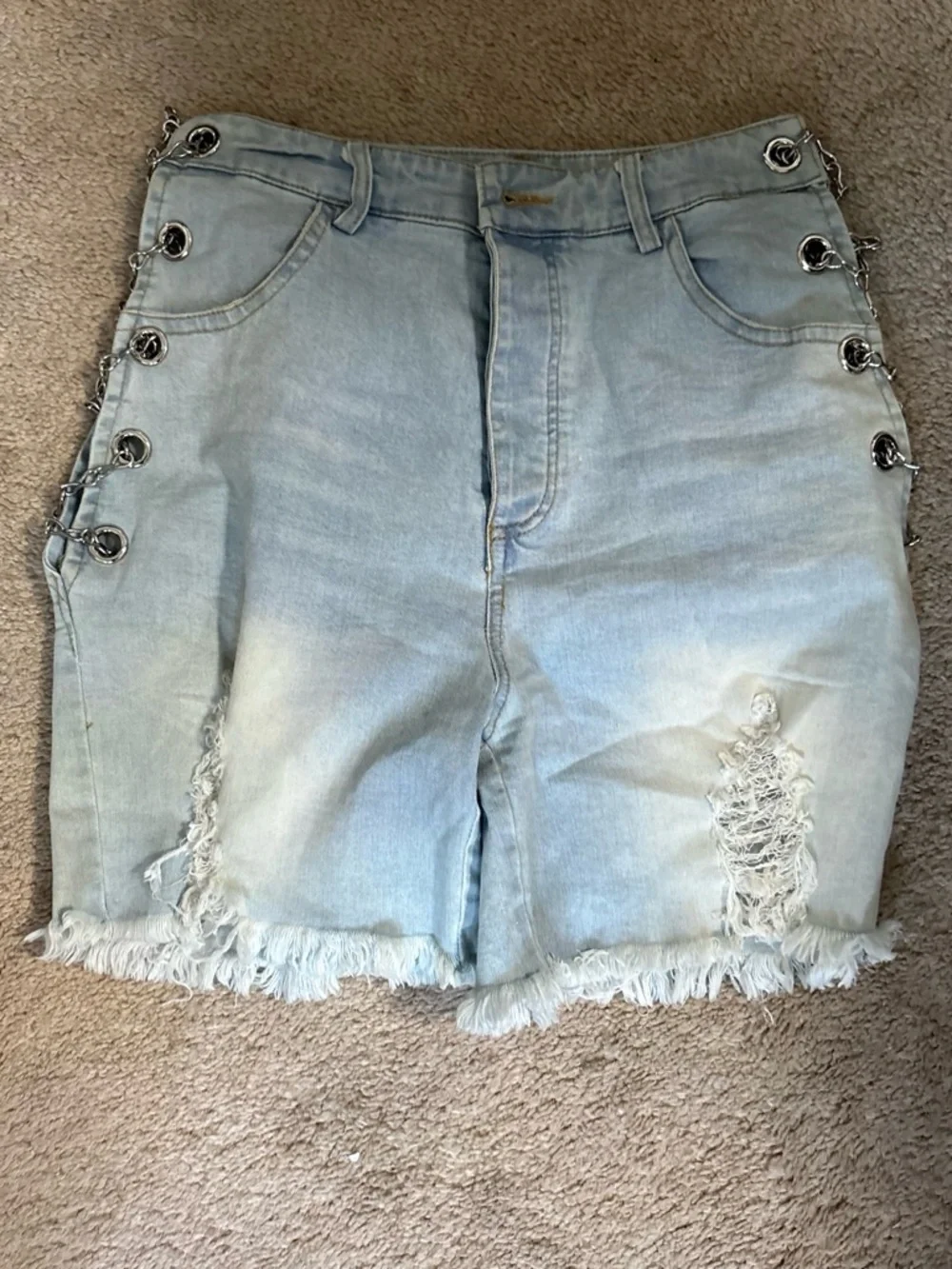 Light Wash Denim Chain-Detail Women's Shorts
